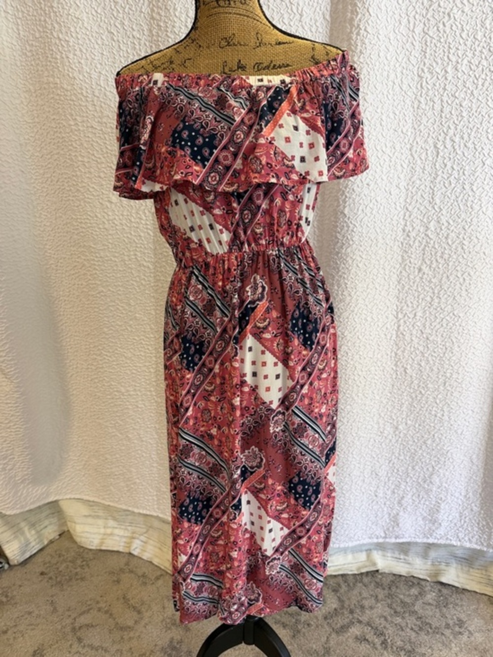 Off-Shoulder Patchwork Print Midi Dress in Rose and Navy